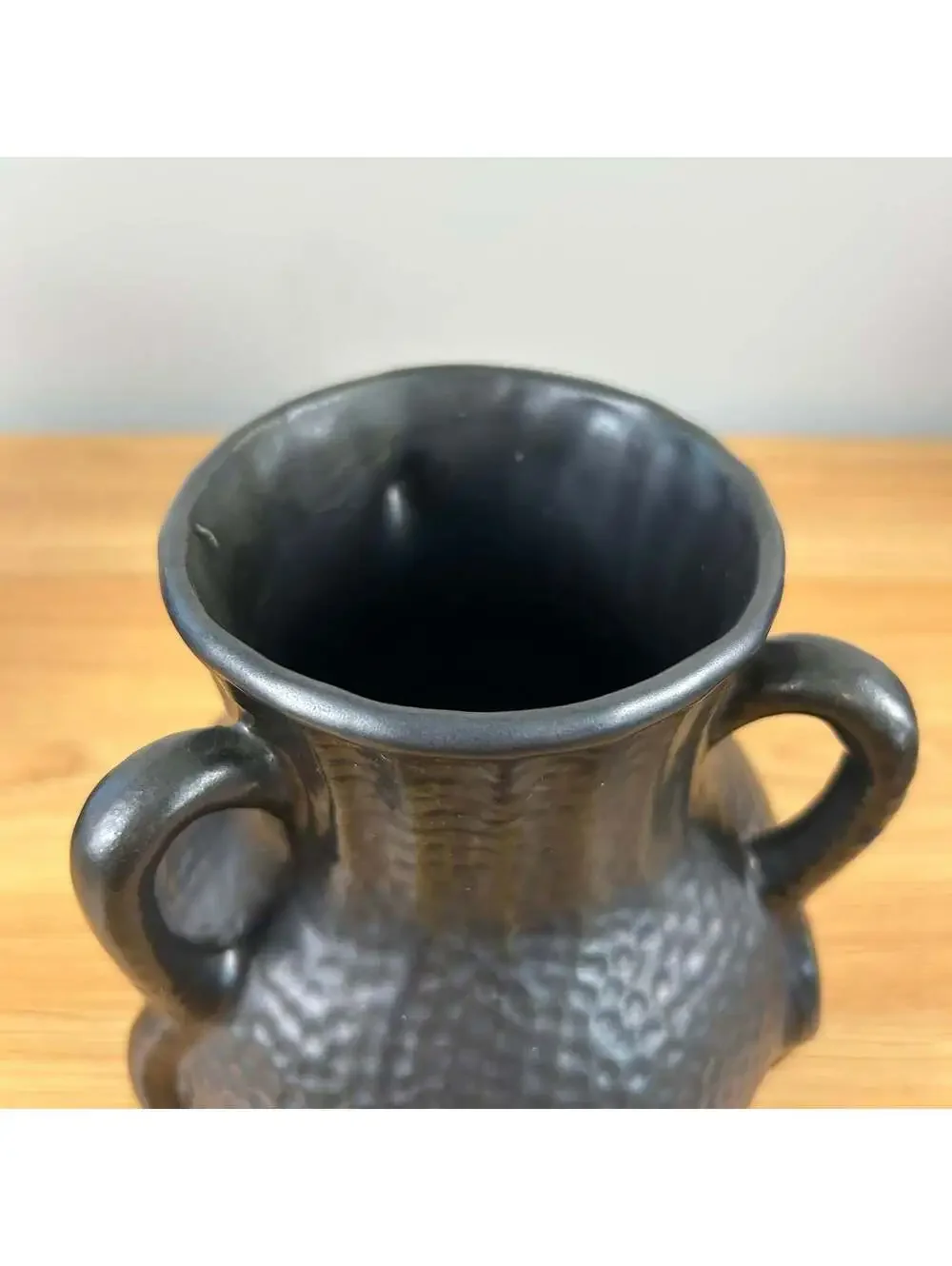 Camark Art Pottery Black Gun Metal Glaze Dimpled Surface 3 Legged Handled Vase